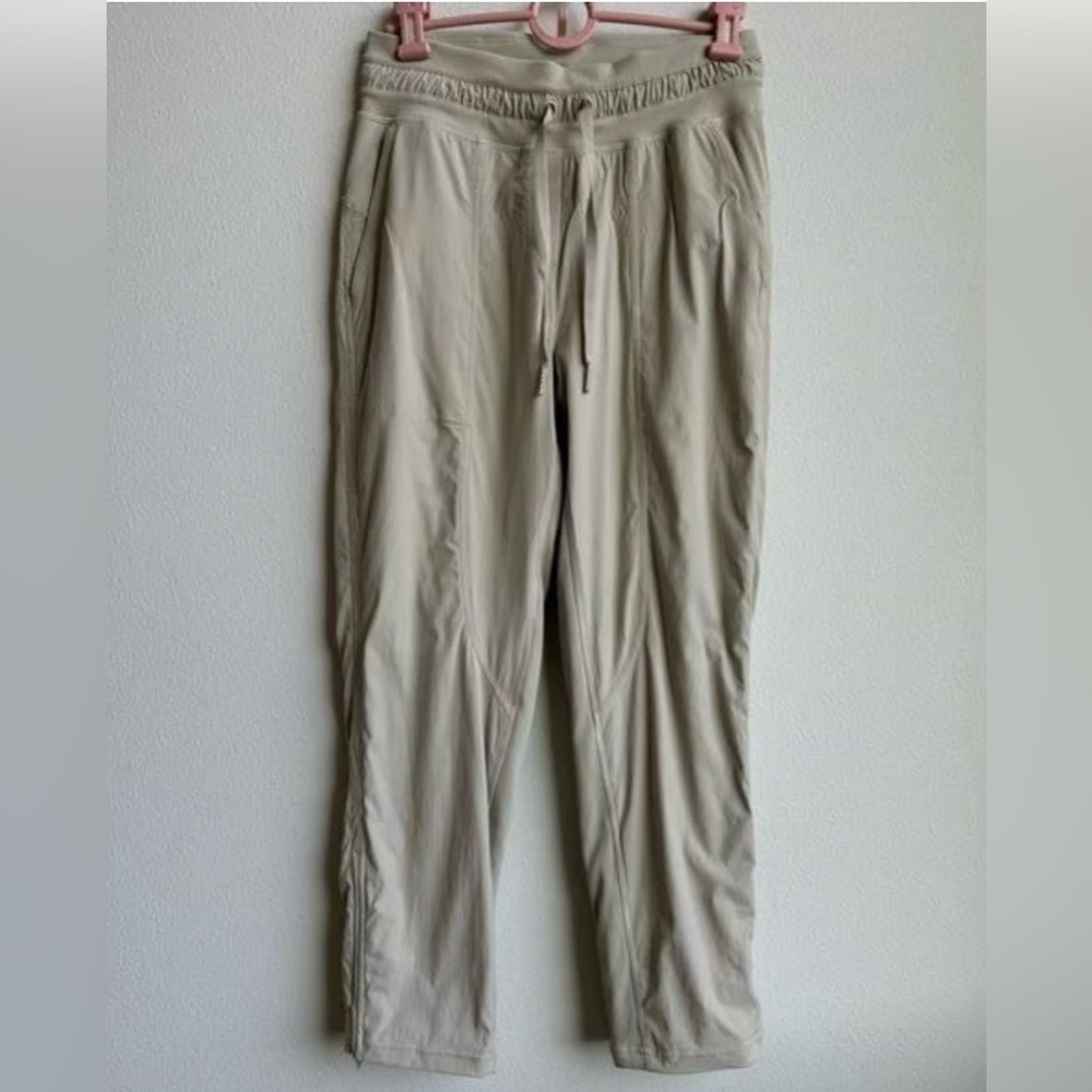 Lululemon Mid Rise Dance Studio Pants Lined Size 8 - Picture 6 of 8
